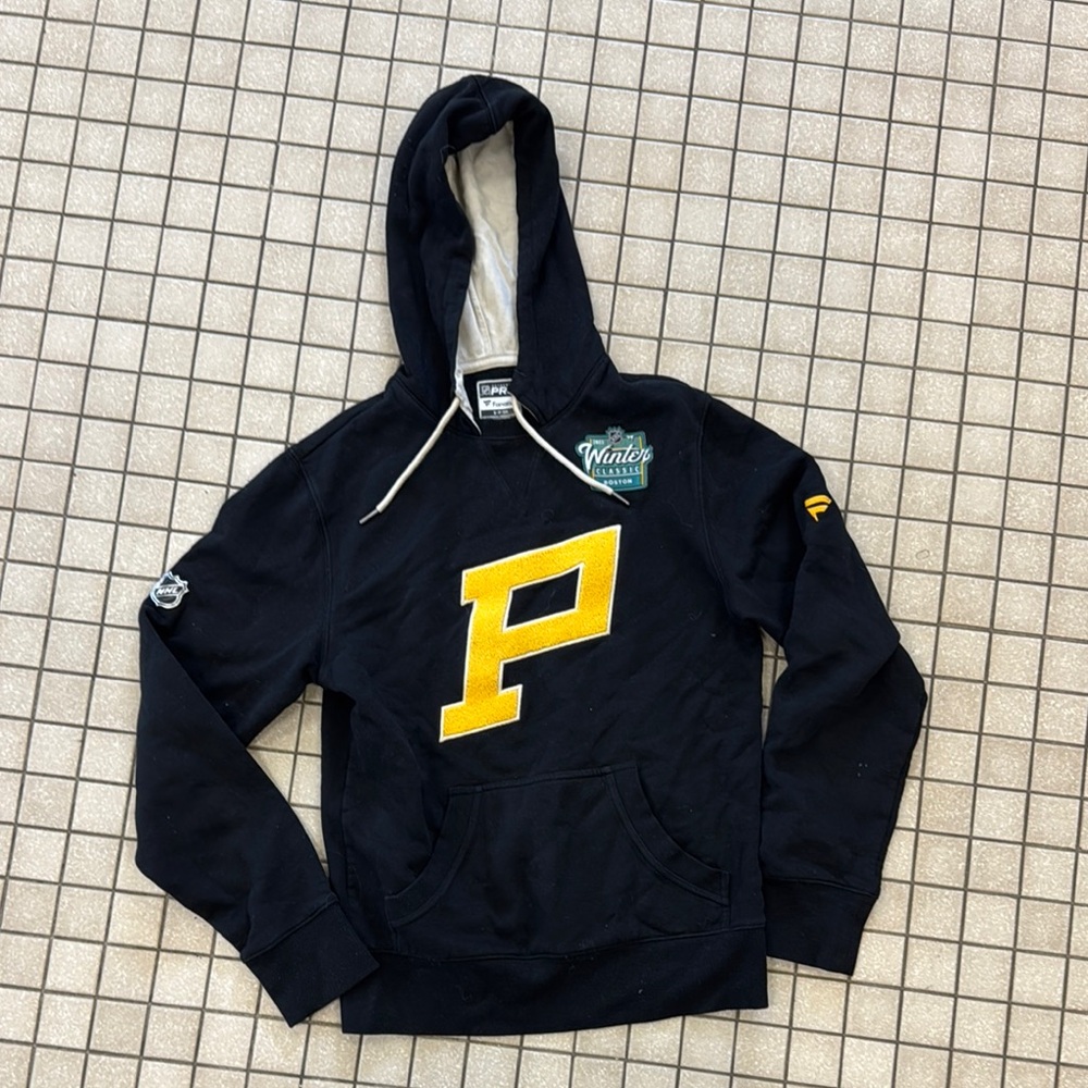 Pittsburgh penguins winter classic hoodie